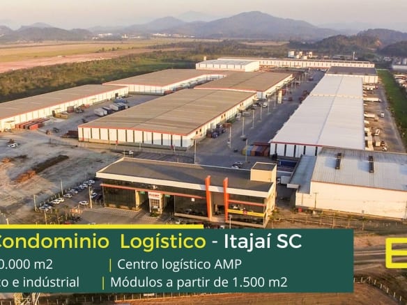 Aluguel de Galpão em Itajaí SC - Centro Logístico AMP. galpões em Itajaí SC com amplo pátio para containers, docas, piso industrial e CFTV