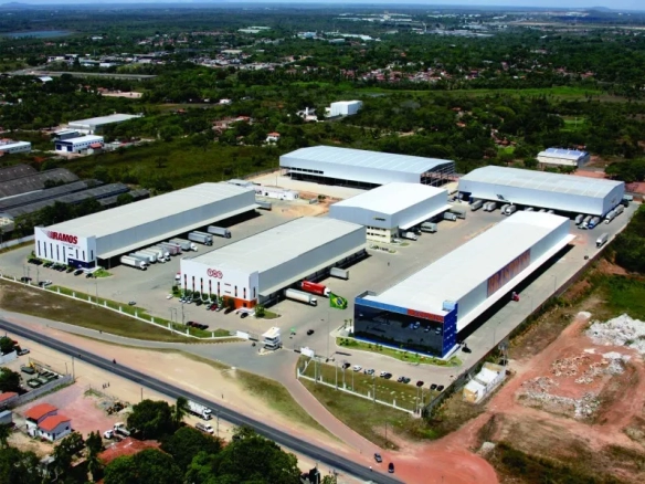 Aluguel de galpão logístico em Fortaleza - Condomínio Aliança. Galpões em Fortaleza CE com portaria e segurança 24 horas, docas, amplo pátio