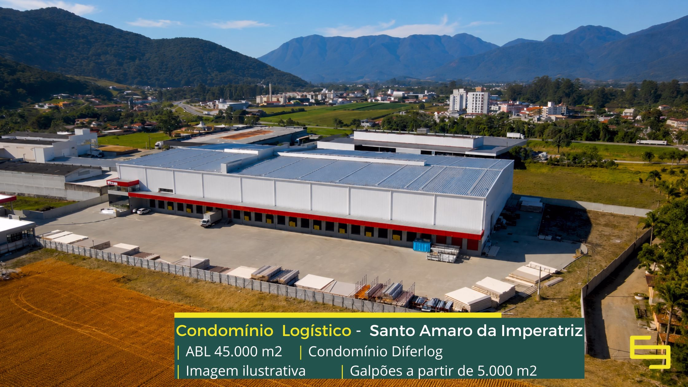 Galpão para alugar em Florianópolis (1) Galpão em Santo Amaro da Imperatriz SC - Condomínio Diferlog. Galpões/Armazens/Condomínios logísticos e industriais para alugar com docas